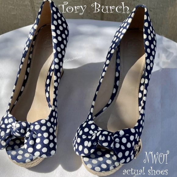 New Tory Burch Polka Dot Wedges Nautical Bow Wedges Boat Summer Spring Sandals - Picture 4 of 16